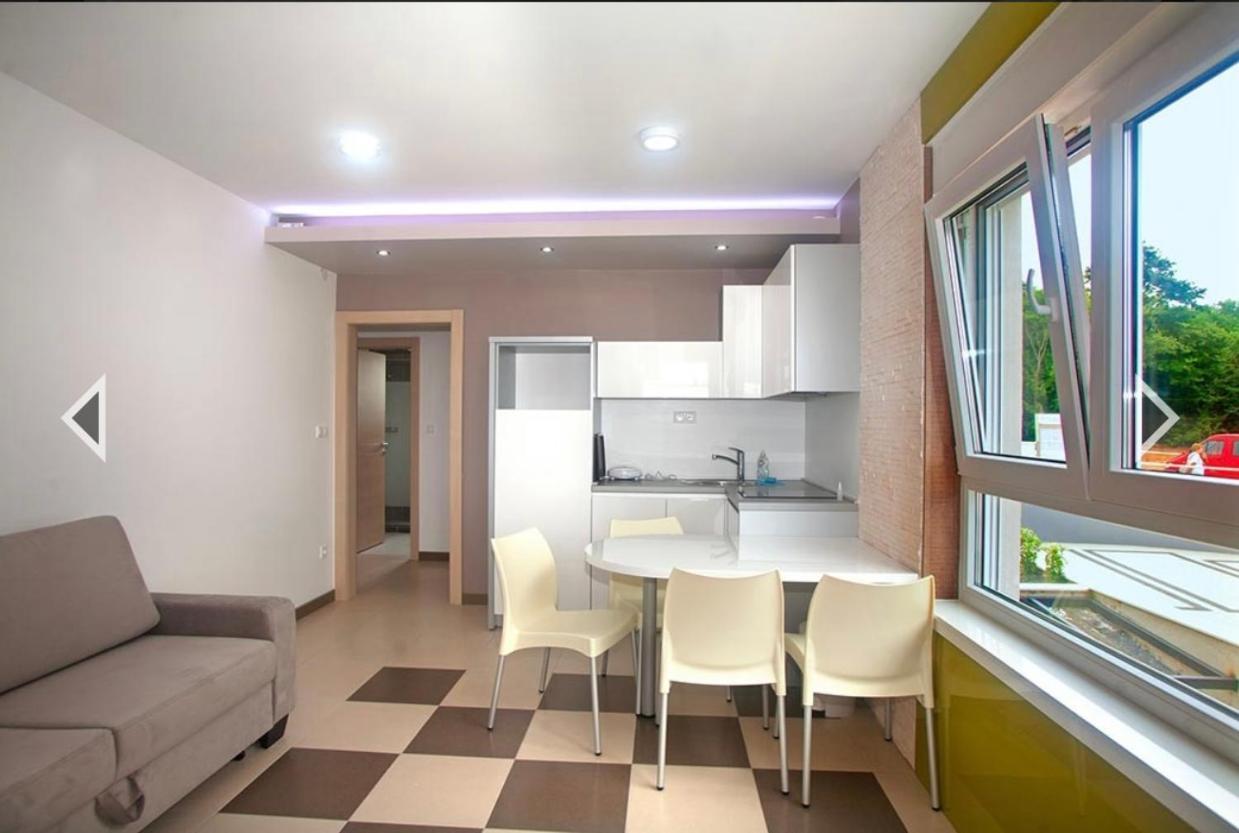 Daska Apartmani Njivice Bagian luar foto