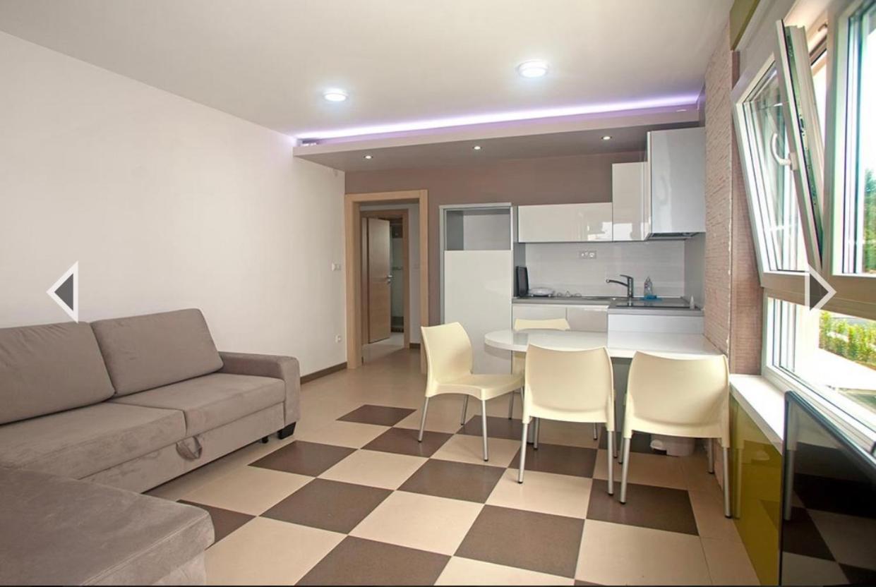 Daska Apartmani Njivice Bagian luar foto
