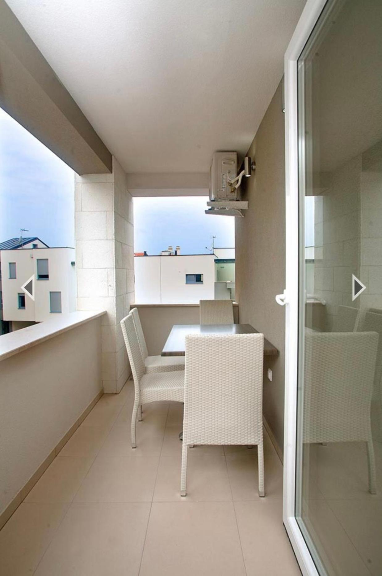 Daska Apartmani Njivice Bagian luar foto