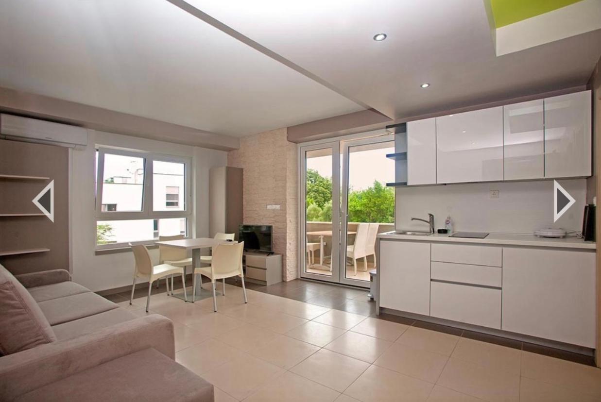 Daska Apartmani Njivice Bagian luar foto